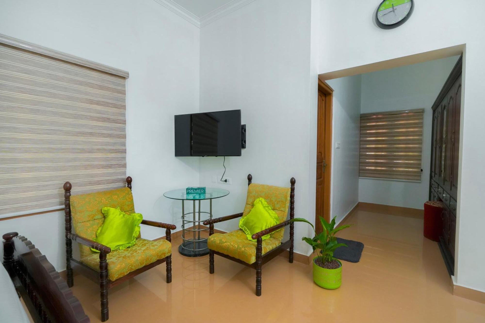 Parudeesa - Heavenly- Luxurious Palace Look-Near Cbd - Kerala - India With Breakfast Kāladi Habitación foto